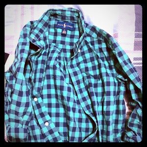 Boys size 6 long sleeve button down